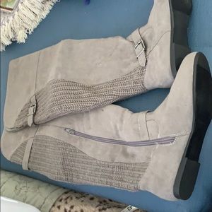 Shoe dazzle boots new in box